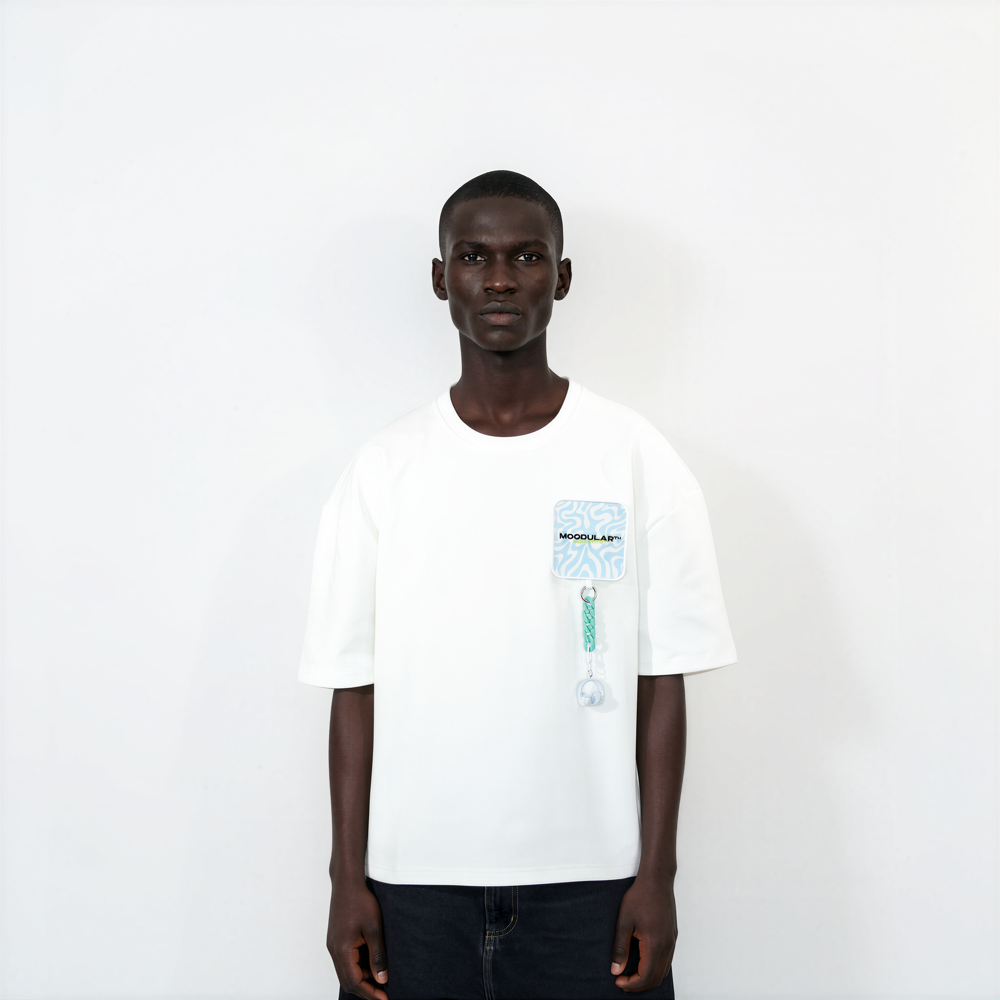 SOUND [WHITE]
